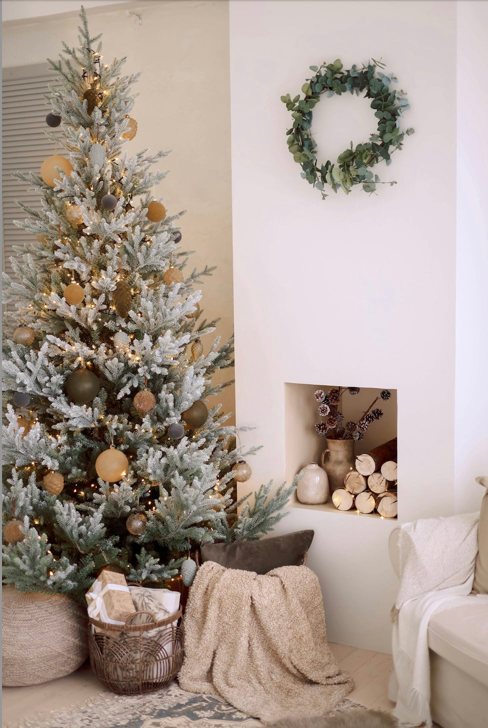 Winter Home Decor Inspiration: Embrace the Calm of Neutral Tones